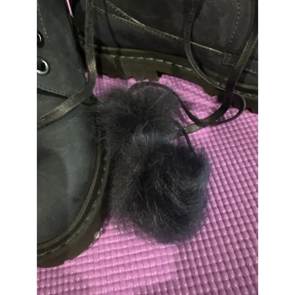 New Jimmy Choo Leather Boots Size 7 Lamb Shearling Fur Pom Pom Made in Italy
